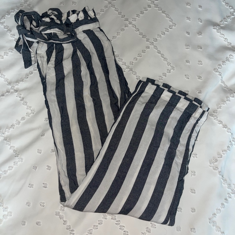 American Eagle Stripped Pants Size S-Short